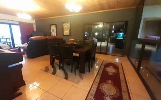 6 Bedroom House For Sale in Henties Bay Central, Henties Bay