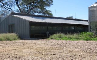 8 Bedroom Farm For Sale in Okahandja