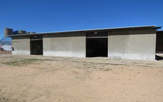 8 Bedroom Farm For Sale in Okahandja