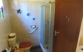 8 Bedroom Farm For Sale in Okahandja