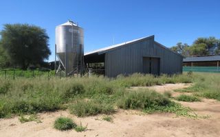8 Bedroom Farm For Sale in Okahandja