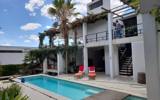 14 Bedroom House For Sale in Eros