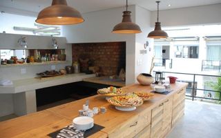 14 Bedroom House For Sale in Eros