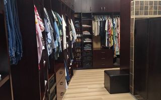 4 Bedroom House For Sale in Ludwigsdorf