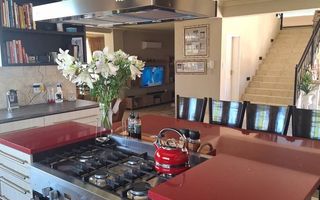 4 Bedroom House For Sale in Ludwigsdorf