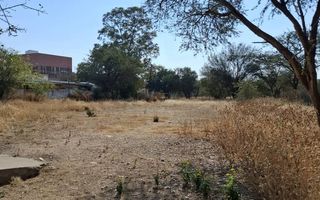 Office / Retail / Mixed Use For Sale in Klein Windhoek, Wind...