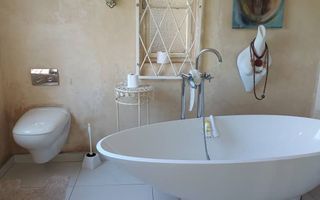 Office / Retail / Mixed Use For Sale in Klein Windhoek, Wind...