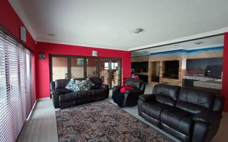 5 Bedroom House For Sale in Walvis Bay Central