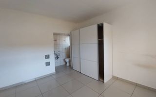 11 Bedroom House For Sale in Eros, Windhoek