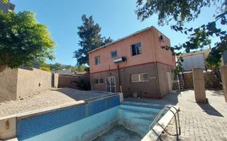 11 Bedroom House For Sale in Eros, Windhoek