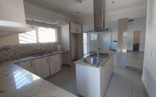 11 Bedroom House For Sale in Eros, Windhoek
