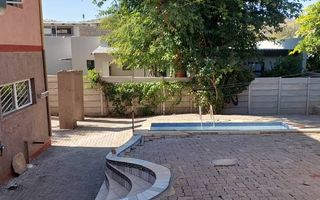 11 Bedroom House For Sale in Eros, Windhoek