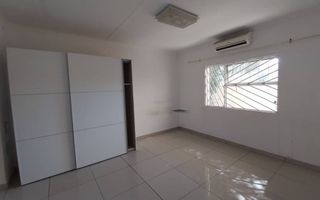 11 Bedroom House For Sale in Eros, Windhoek