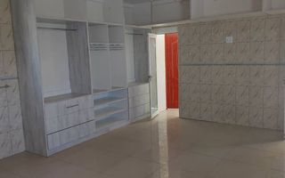 11 Bedroom House For Sale in Eros, Windhoek