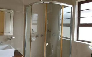 4 Bedroom House For Sale in Long Beach