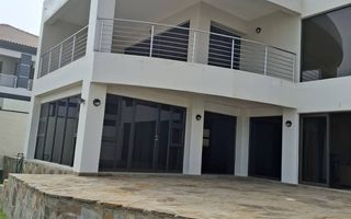 4 Bedroom House For Sale in Long Beach