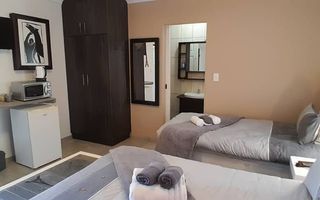 5 Bedroom House For Sale in Vineta