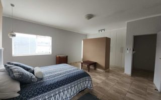 3 Bedroom House For Sale in Sunbay