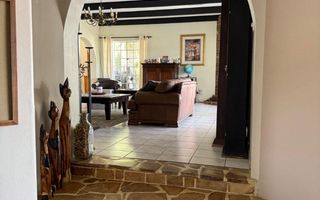 4 Bedroom House For Sale in Klein Windhoek