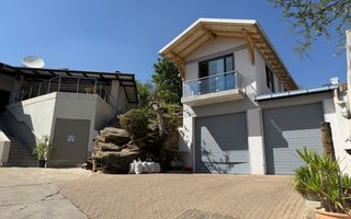 4 Bedroom House For Sale in Klein Windhoek