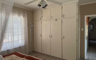 4 Bedroom House For Sale in Klein Windhoek