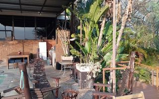 5 Bedroom Hospitality For Sale in Brakwater