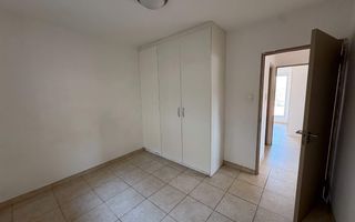 2 Bedroom Apartment/Penthouse For Sale in Windhoek Central,...