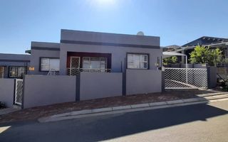 3 Bedroom House For Sale in Otjomuise extension 4, Windhoek