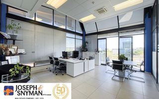 Office / Retail / Mixed Use For Sale in Windhoek Central, Wi...