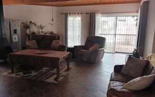5 Bedroom House For Sale in Erospark, Windhoek
