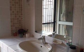 5 Bedroom House For Sale in Erospark, Windhoek