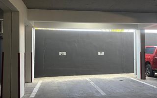 Office / Retail / Mixed Use For Sale in Klein Windhoek, Wind...