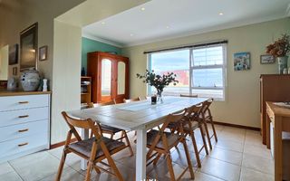 5 Bedroom House For Sale in Mile 4 Extension 1, Swakopmund