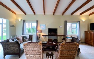 5 Bedroom House For Sale in Mile 4 Extension 1, Swakopmund