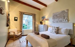 5 Bedroom House For Sale in Mile 4 Extension 1, Swakopmund