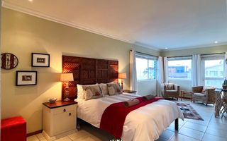 5 Bedroom House For Sale in Mile 4 Extension 1, Swakopmund