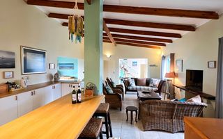 5 Bedroom House For Sale in Mile 4 Extension 1, Swakopmund