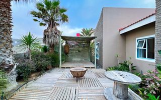 5 Bedroom House For Sale in Mile 4 Extension 1, Swakopmund