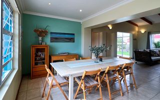 5 Bedroom House For Sale in Mile 4 Extension 1, Swakopmund