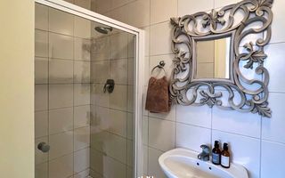 5 Bedroom House For Sale in Mile 4 Extension 1, Swakopmund