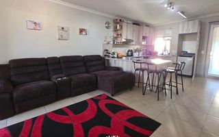 2 Bedroom House For Sale in Omeya Golf Estate