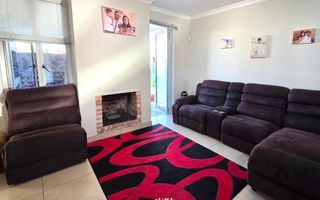 2 Bedroom House For Sale in Omeya Golf Estate