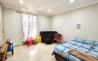 2 Bedroom House For Sale in Omeya Golf Estate
