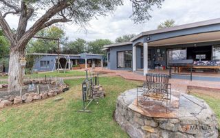 6 Bedroom House For Sale in Out of Nature, Windhoek