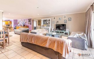 6 Bedroom House For Sale in Out of Nature, Windhoek