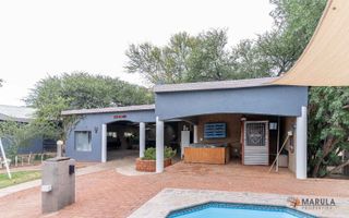 6 Bedroom House For Sale in Out of Nature, Windhoek