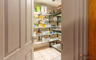 6 Bedroom House For Sale in Out of Nature, Windhoek