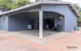 6 Bedroom House For Sale in Out of Nature, Windhoek