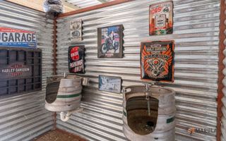 6 Bedroom House For Sale in Out of Nature, Windhoek