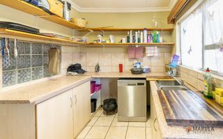 6 Bedroom House For Sale in Out of Nature, Windhoek